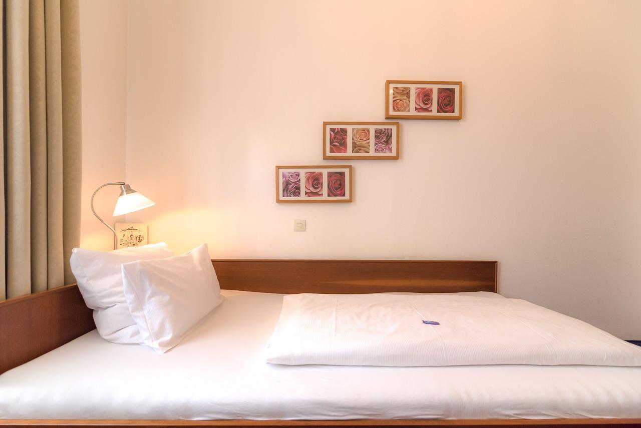 Hotel Etol Baden-Baden Ngoại thất bức ảnh