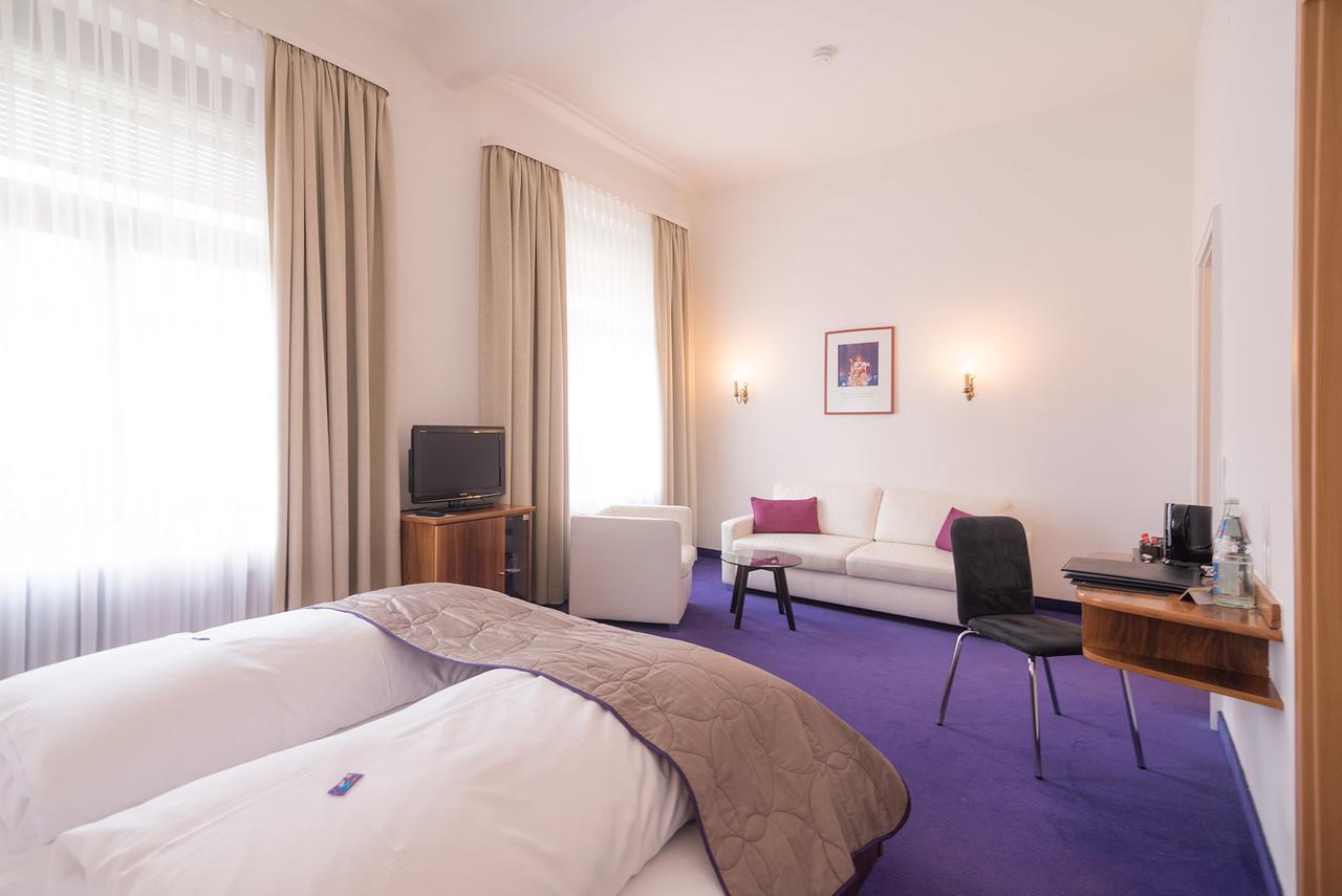 Hotel Etol Baden-Baden Ngoại thất bức ảnh